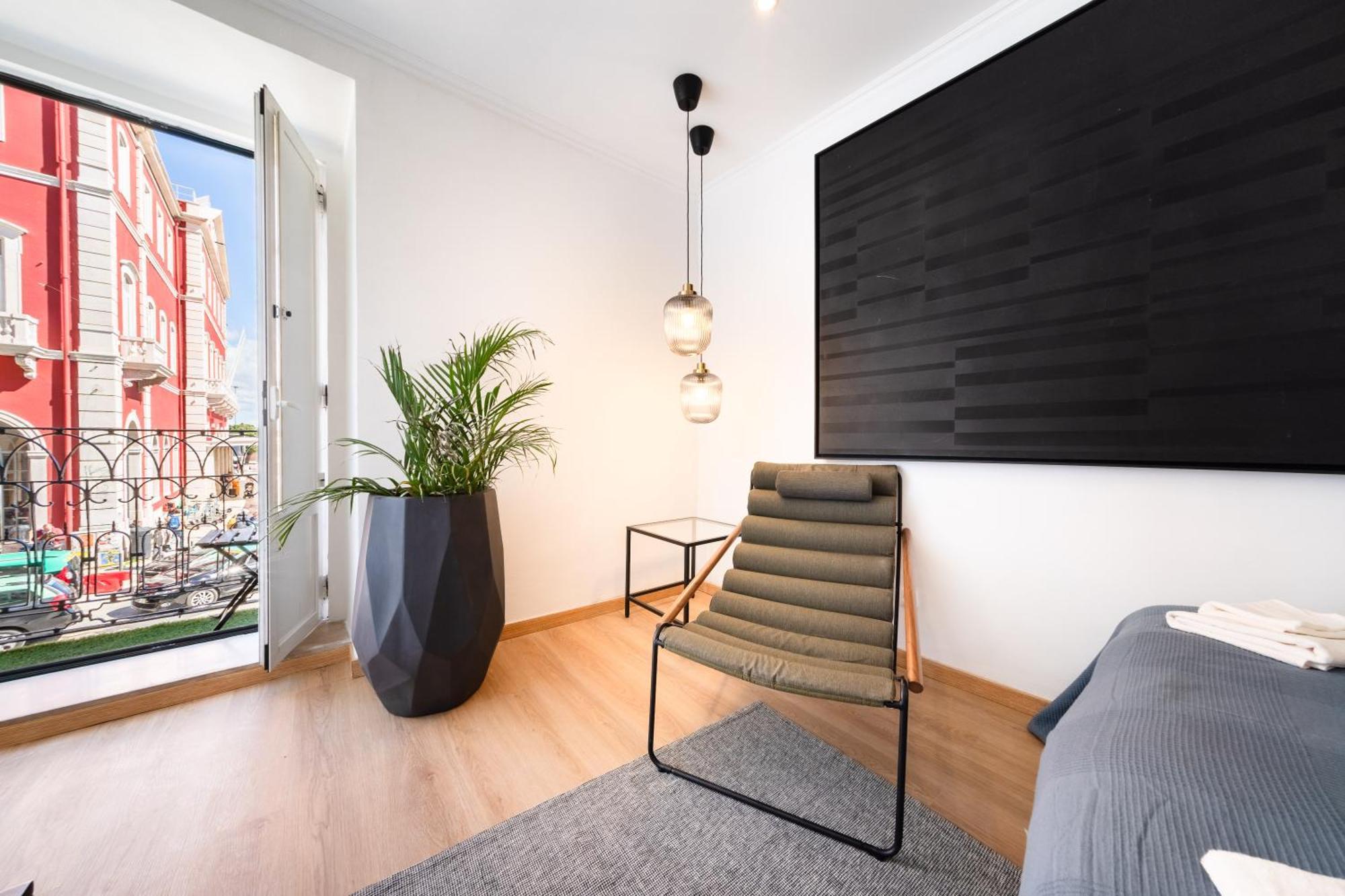 Modern 41br With Art & Tagus River Views Lisboa