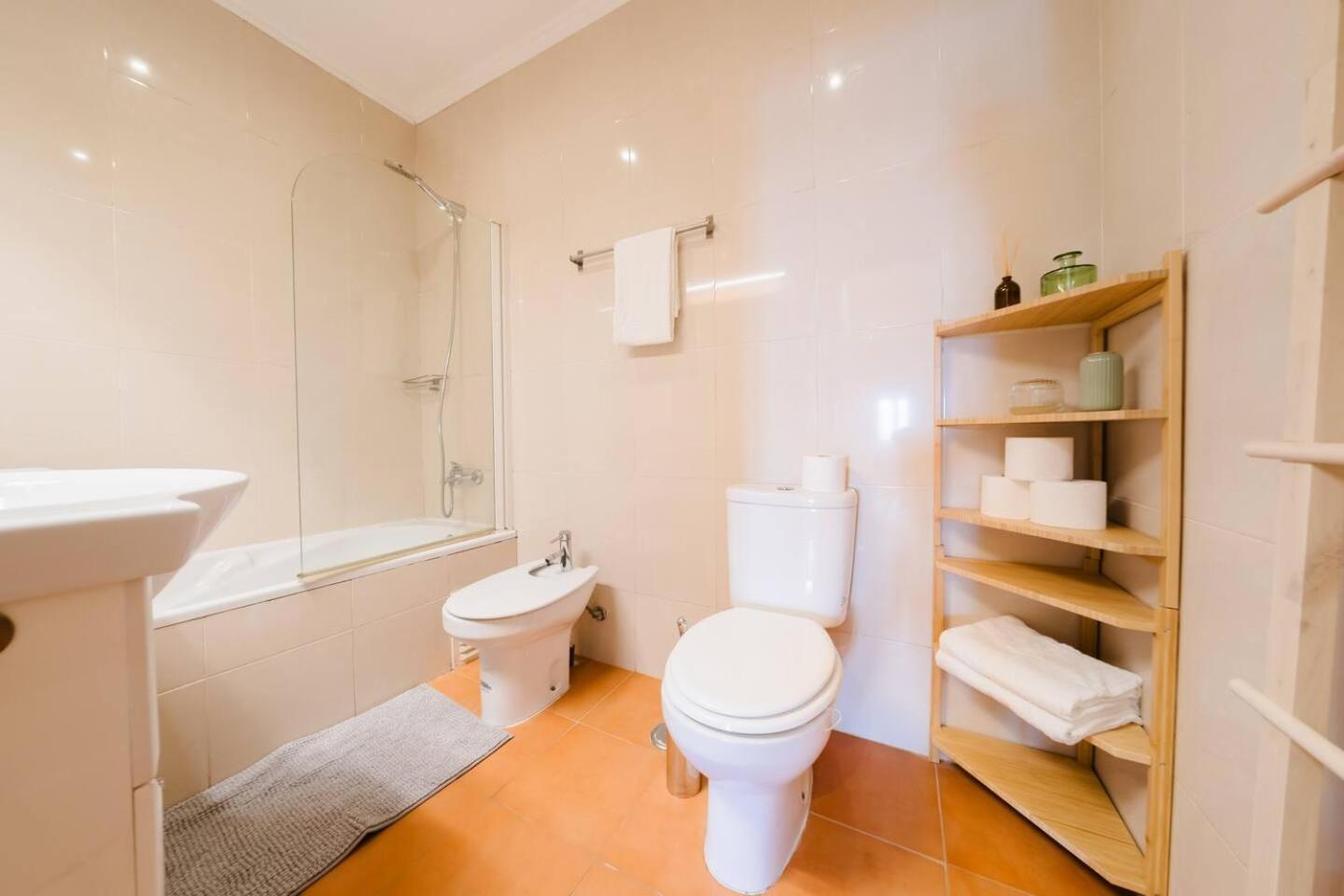 Apartamento Modern 41br With Art & Tagus River Views Lisboa