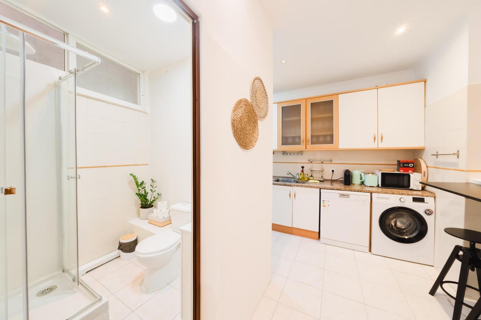 Modern 41br With Art & Tagus River Views Apartamento *