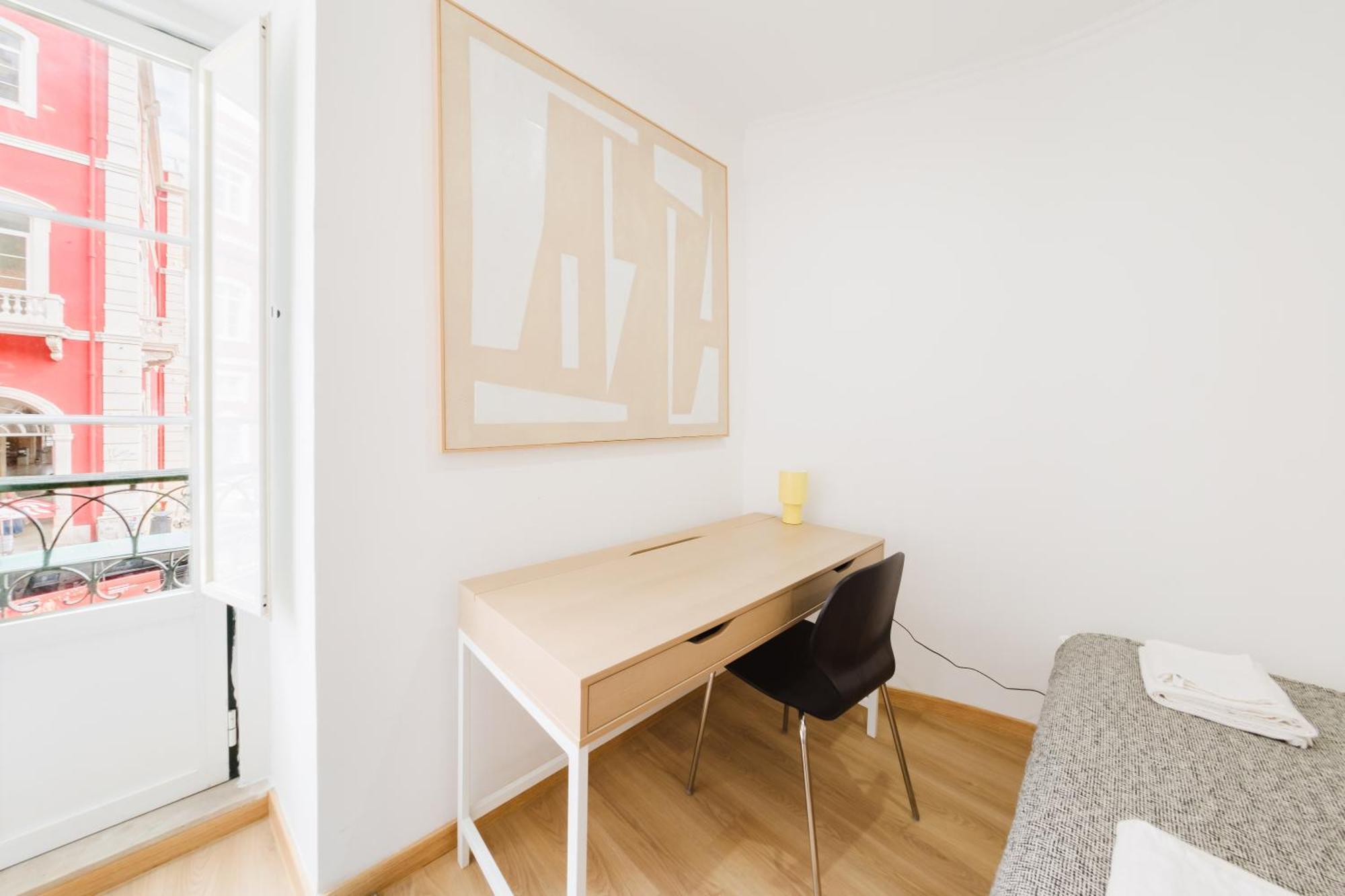 Modern 41br With Art & Tagus River Views Lisboa